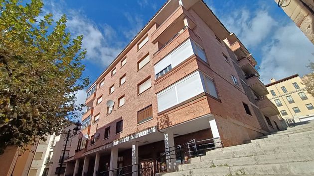 Foto 1 de Alquiler de piso en Molina de Aragón de 3 habitaciones con terraza y muebles