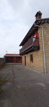 Foto 2 de Venta de chalet en San Vicente de la Barquera de 5 habitaciones con terraza y balcón