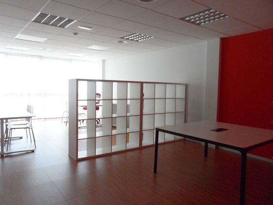 Foto 2 de Oficina en alquiler en Alisal - Cazoña - San Román con garaje y ascensor