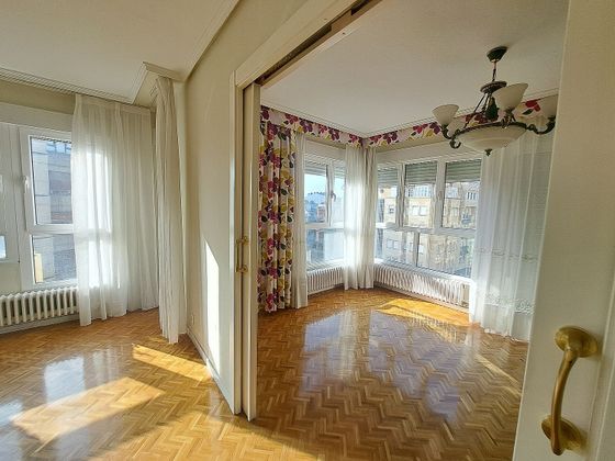 Foto 2 de Pis en venda a Centro - Ponferrada de 4 habitacions amb terrassa i balcó