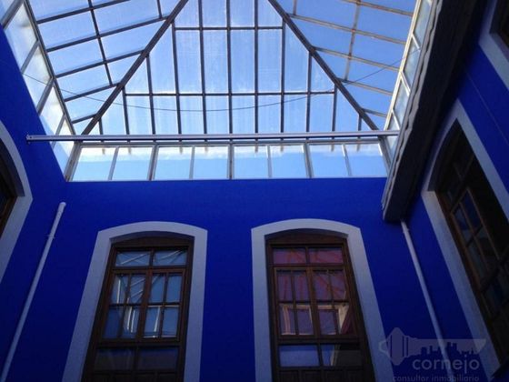 Foto 2 de Casa adossada en venda a Santa Cruz de Mudela de 20 habitacions amb terrassa i balcó