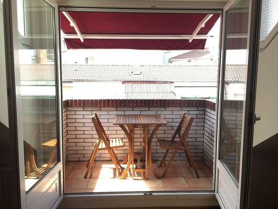 Foto 2 de Àtic en venda a Laviada de 2 habitacions amb terrassa i balcó