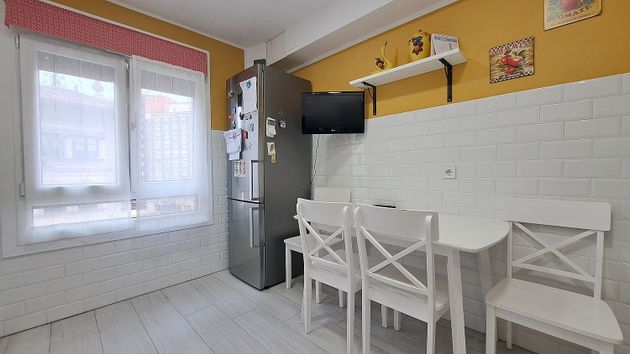 Foto 2 de Pis en venda a Centro - Gijón de 3 habitacions amb calefacció i ascensor