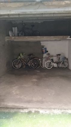 Foto 1 de Venta de garaje en calle Embajadorescaamaño de 20 m²