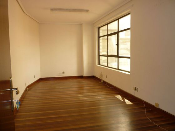 Foto 1 de Alquiler de oficina en calle Juan Bautista Zabala de 23 m²