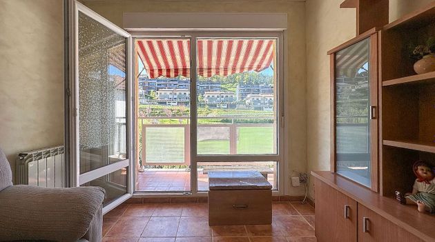 Foto 2 de Piso en venta en Aretxabaleta de 3 habitaciones con terraza y balcón