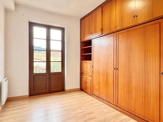 Foto 1 de Venta de piso en Eskoriatza de 4 habitaciones con calefacción