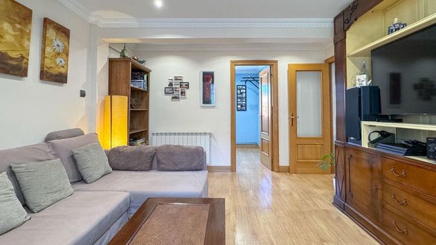 Foto 2 de Piso en venta en Beraun - Pontika de 3 habitaciones con terraza y calefacción