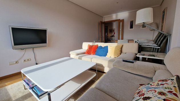 Foto 2 de Àtic en venda a travesía Da Xalda Carril de 3 habitacions amb terrassa i piscina