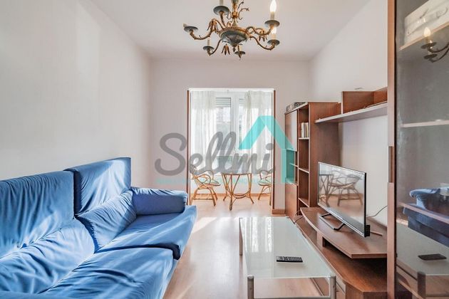 Foto 1 de Piso en venta en Viella-Granda-Meres de 3 habitaciones con balcón