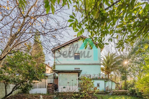Foto 1 de Casa en venta en San Lázaro - Otero - Villafría de 9 habitaciones con jardín