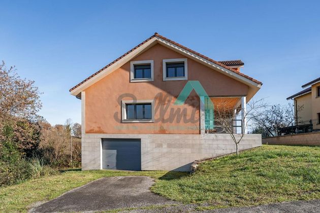 Foto 2 de Chalet en venta en Viella-Granda-Meres de 4 habitaciones con terraza y jardín
