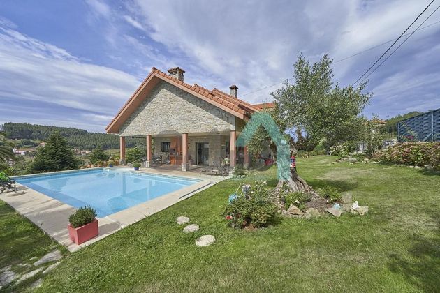 Foto 2 de Xalet en venda a Castrillón de 5 habitacions amb terrassa i piscina