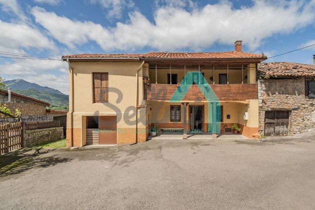 Foto 1 de Xalet en venda a Ribera de Arriba de 3 habitacions amb terrassa i balcó