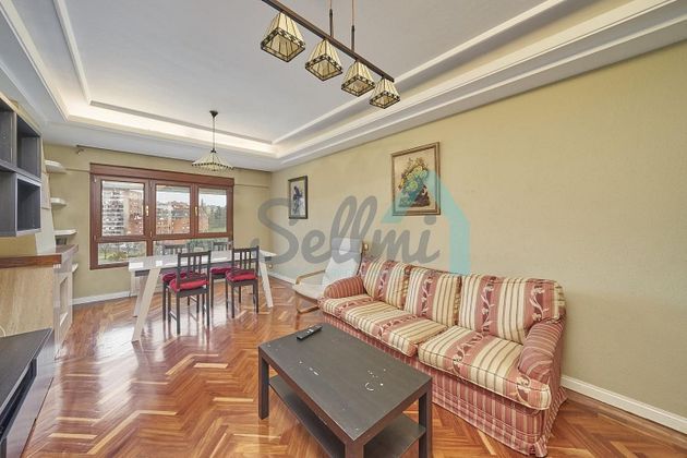 Foto 2 de Alquiler de piso en Montecerrao de 4 habitaciones con muebles y calefacción