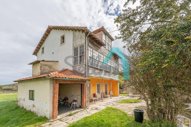 Foto 1 de Xalet en venda a Castrillón de 11 habitacions amb garatge i jardí