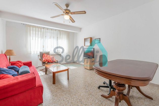 Foto 1 de Pis en venda a Carreño de 4 habitacions amb terrassa i calefacció