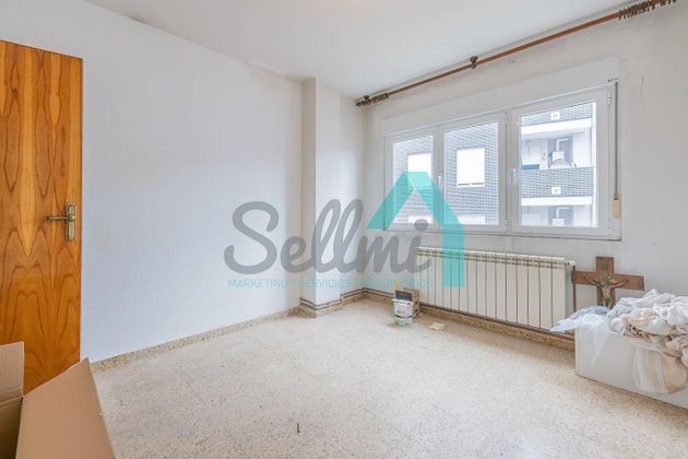 Foto 1 de Pis en venda a Pravia de 3 habitacions amb terrassa i calefacció