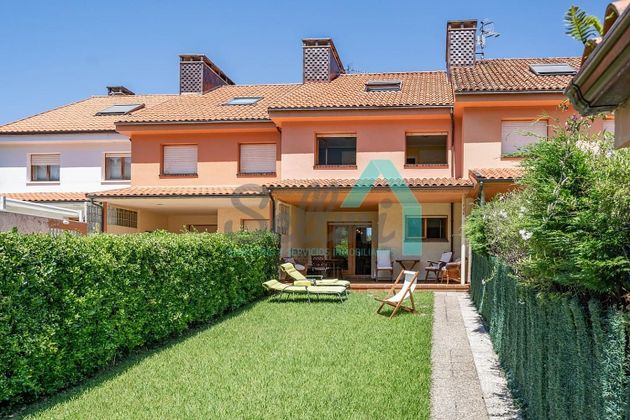 Foto 1 de Casa adossada en lloguer a Ribadesella de 5 habitacions amb terrassa i garatge