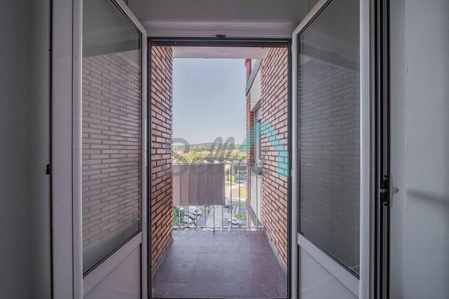 Foto 2 de Pis en venda a Milán - Pumarín - Teatinos de 3 habitacions amb terrassa i calefacció