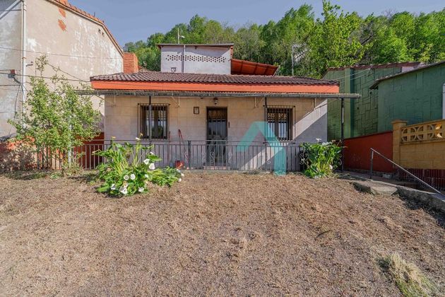 Foto 2 de Chalet en venta en Requejo - Rozaes - Oñón de 3 habitaciones con terraza y jardín