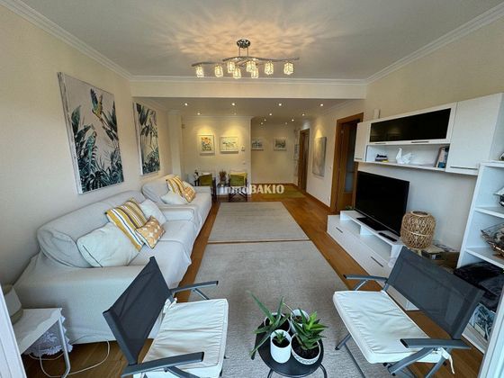 Foto 2 de Piso en venta en Bakio de 2 habitaciones con terraza y piscina