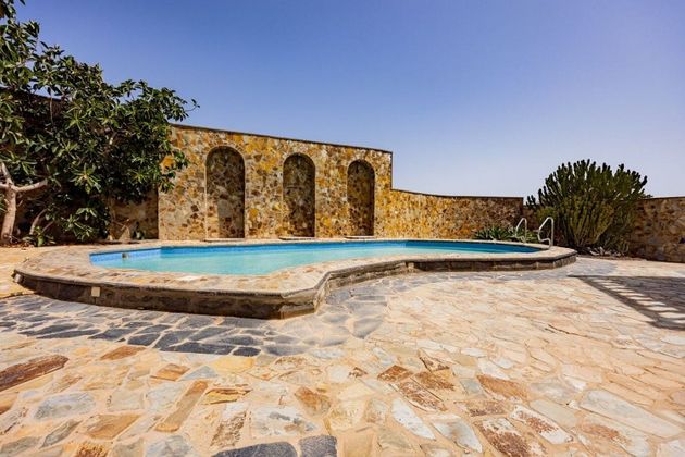Foto 2 de Xalet en venda a Costa Teguise de 4 habitacions amb terrassa i piscina