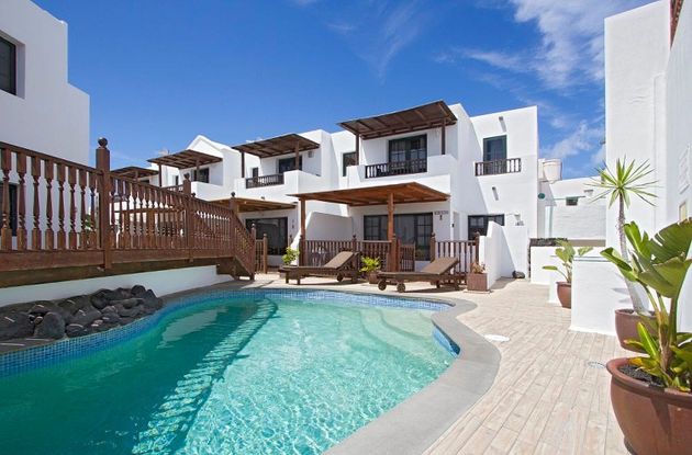 Foto 1 de Casa en venda a Punta Mujeres de 4 habitacions amb terrassa i piscina