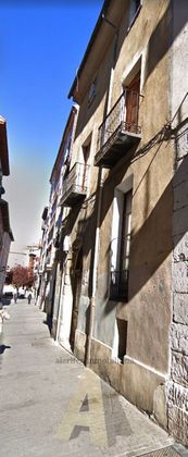 Foto 2 de Venta de edificio en calle Juan Manbrilla de 1665 m²