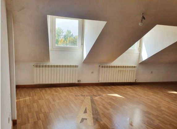 Foto 2 de Pis en venda a calle Solana Alta de 3 habitacions amb garatge i calefacció
