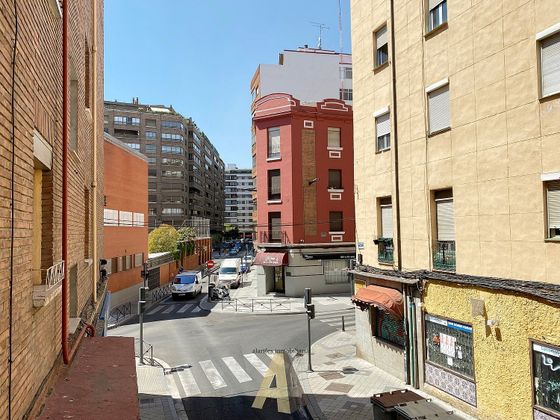 Foto 1 de Venta de piso en calle García Lesmes de 3 habitaciones con balcón y calefacción