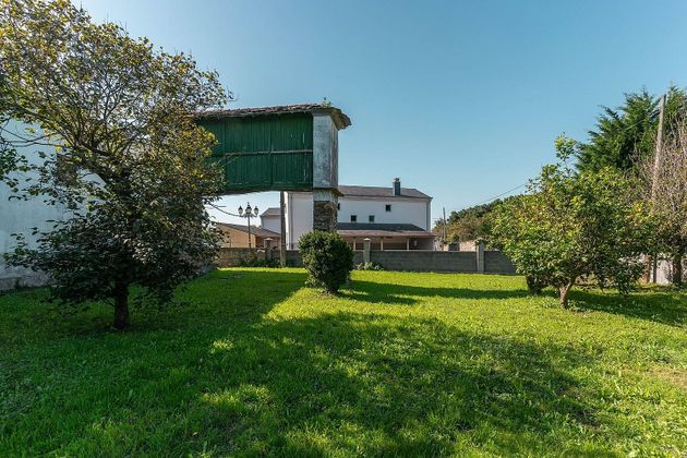 Foto 1 de Casa rural en venda a Tapia de Casariego de 4 habitacions amb garatge i jardí