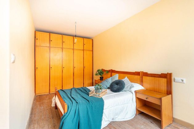 Foto 2 de Pis en venda a avenida De Galicia de 3 habitacions amb calefacció