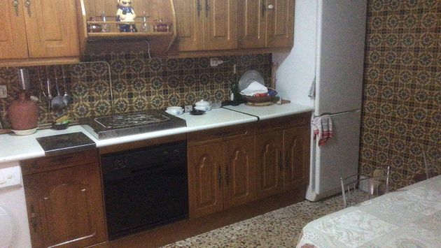 Foto 1 de Casa rural en venda a calle Tornavacas de 4 habitacions amb calefacció