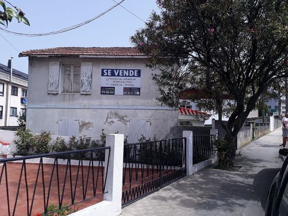 Foto 2 de Xalet en venda a avenida Che Guevara de 4 habitacions amb jardí