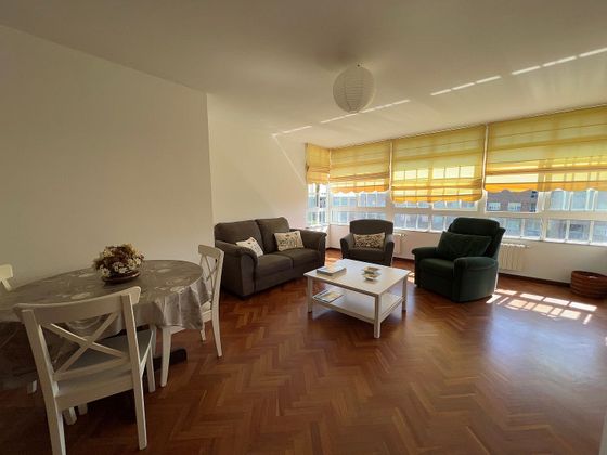 Foto 2 de Venta de piso en calle Vilaboa de 4 habitaciones con terraza y garaje