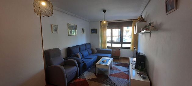 Foto 1 de Venta de piso en Corvera de Asturias de 2 habitaciones con garaje y ascensor