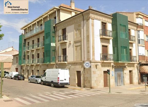 Foto 1 de Edifici en venda a Medina de Rioseco de 1647 m²