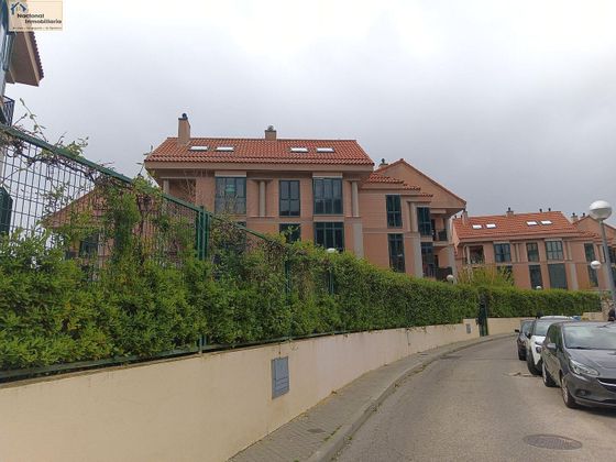 Foto 1 de Àtic en venda a Zaburdón - Monte Escorial de 5 habitacions amb terrassa i piscina