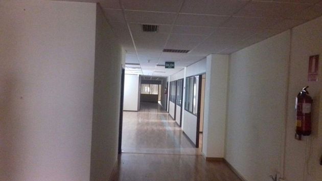 Foto 1 de Venta de oficina en Concheiros - Fontiñas de 995 m²