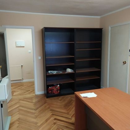 Foto 1 de Oficina en alquiler en Ensanche - Sar con calefacción