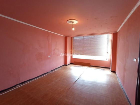 Foto 1 de Piso en venta en Centro - Ferrol de 3 habitaciones con balcón