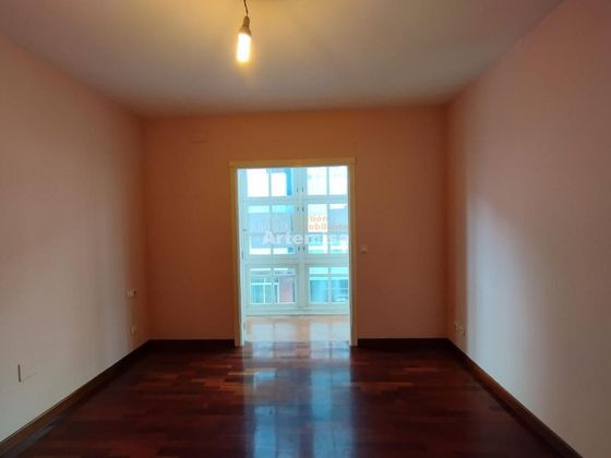 Foto 2 de Venta de piso en Somozas (As) de 2 habitaciones y 86 m²