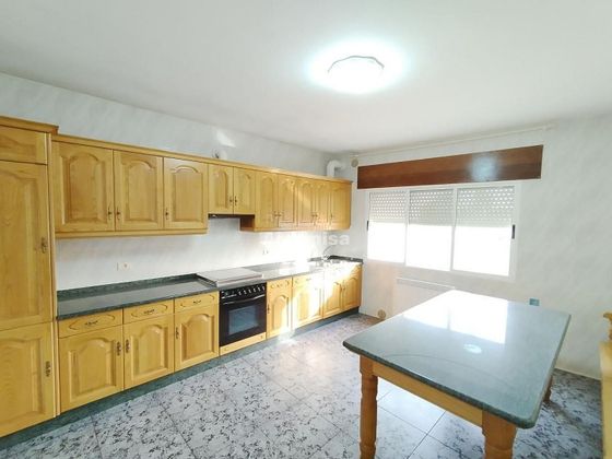 Foto 1 de Casa en venda a A Malata - Catabois - Ciudad Jardín de 4 habitacions amb terrassa i garatge