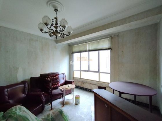 Foto 1 de Venta de piso en A Gándara de 2 habitaciones y 81 m²