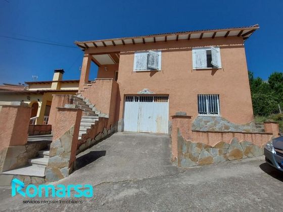 Foto 1 de Casa en venda a Arenal (El) de 3 habitacions amb garatge