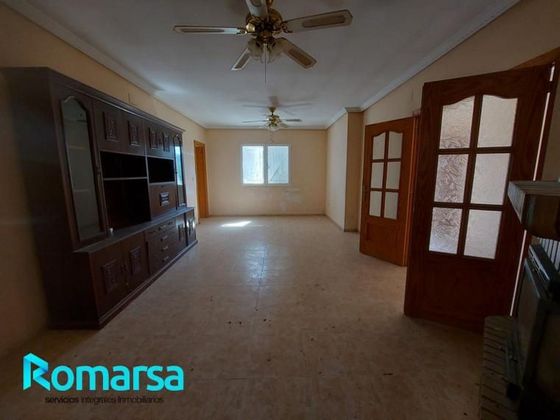 Foto 2 de Casa en venda a Arenal (El) de 3 habitacions amb garatge