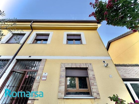 Foto 2 de Casa en venta en El Espinar pueblo de 3 habitaciones con terraza y garaje