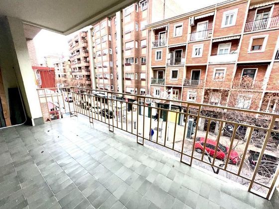 Foto 2 de Pis en venda a Ezequiel González - Conde de Sepúlveda de 4 habitacions amb terrassa i garatge