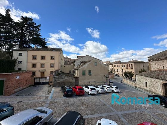 Foto 2 de Piso en venta en Centro - Segovia de 5 habitaciones con terraza y calefacción